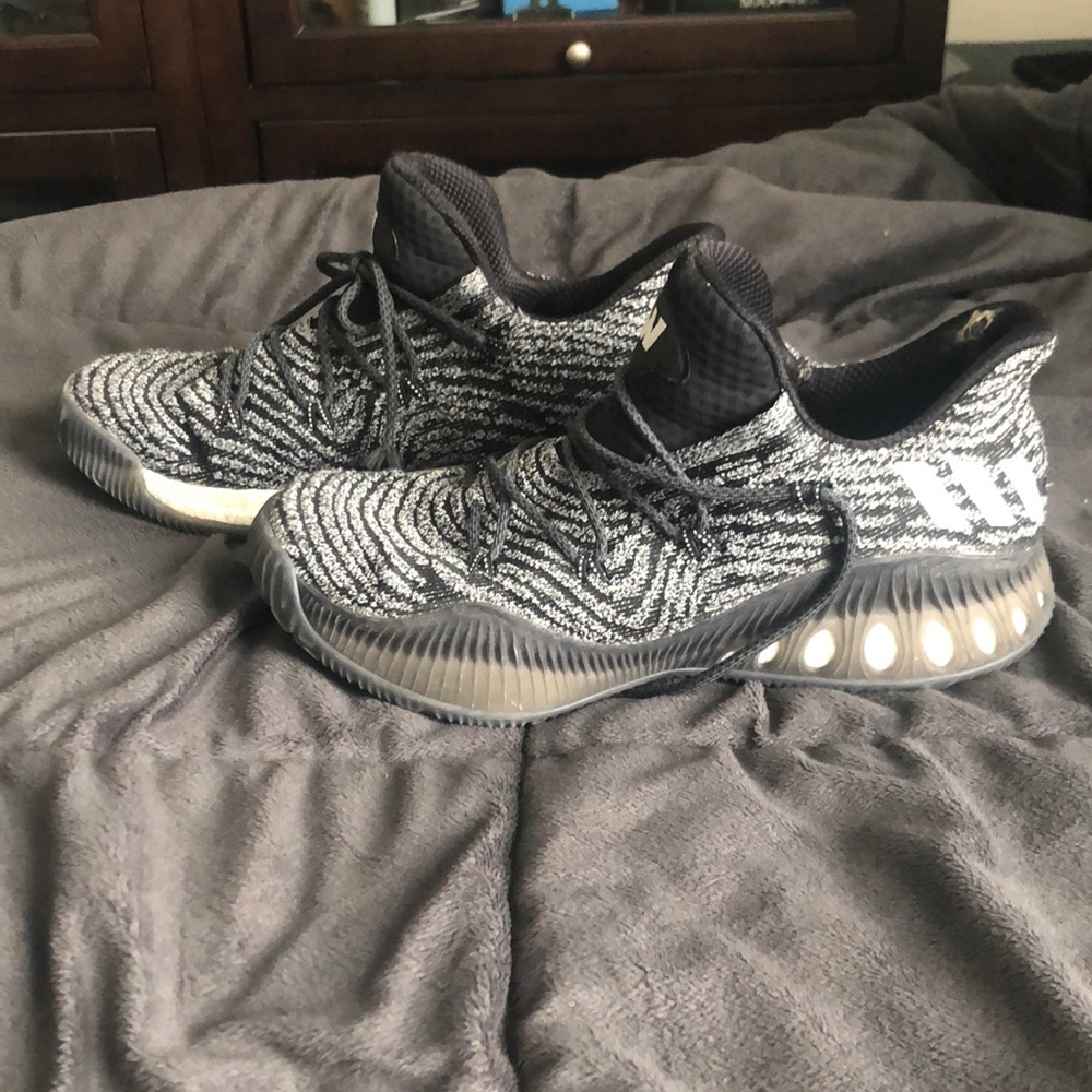 Andrew Wiggins Basketball shoe